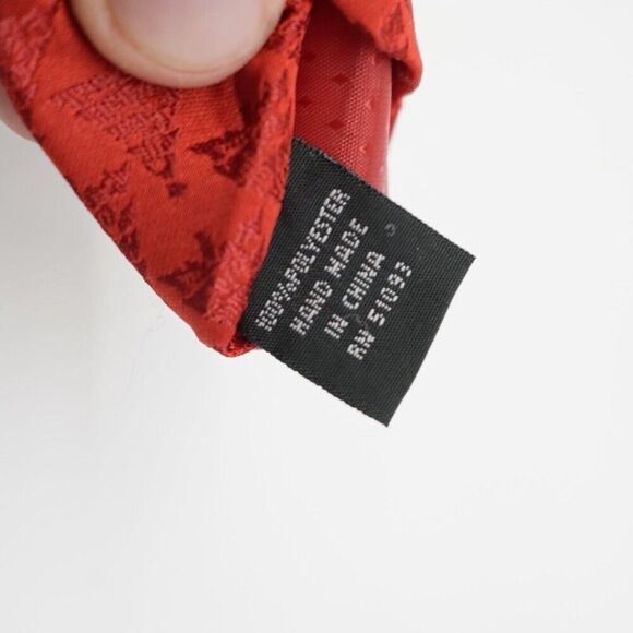 Yule Tie Greetings Hallmark Red Christmas Tree Woven Polyester Tie - Picture 4 of 6